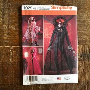 Simplicity Sewing Pattern 1029 Misses Cosplay Long Cape with Hood ONE SIZE UNCUT